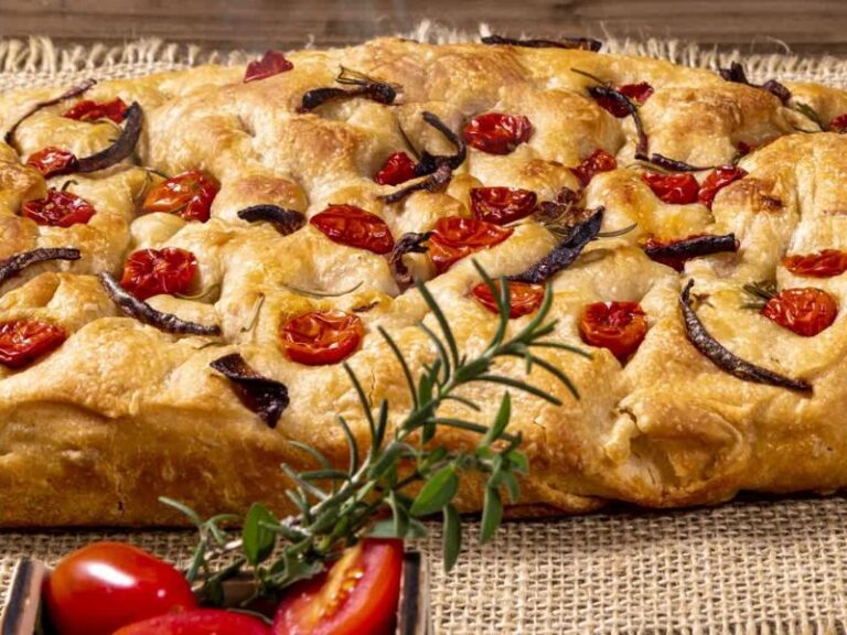 fokača sa paradajzom i ruzmarinom